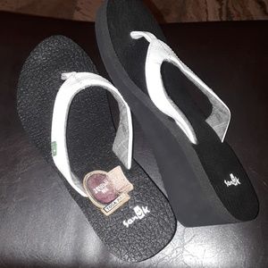 Sanyo wedge sandals